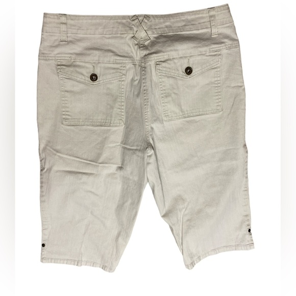 Christopher & Banks Bermuda crop capris cotton spandex stretch off white… - Picture 2 of 10